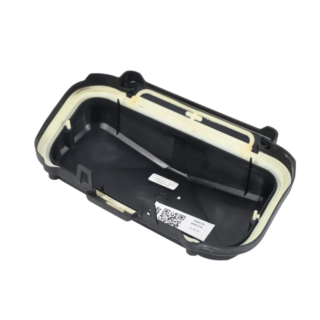 Rolls-Royce Ghost RR4 N74 Couvercle Boîtier Électronique pour BMW F01 F02 F03 à propos du numéro de pièce 7555170 BMW F01 F02 F03 Rolls-Royce Ghost RR4 N74 Couvercle Boîtier Électronique - SKU 7555170 - Numéro de pièce 7555170