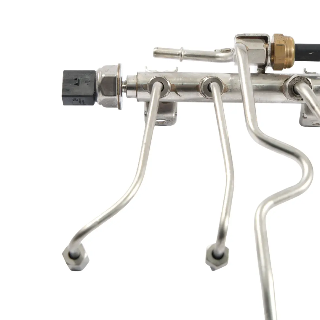 High Pressure Fuel Rail Petrol N43 to BMW E60 E81 E82 E87 LCI E88 E90 with Part number 7562474 BMW E60 E81 E82 E87 LCI E88 E90 High Pressure Fuel Rail Petrol N43 - SKU 7562474-2 - Part number 7562474
