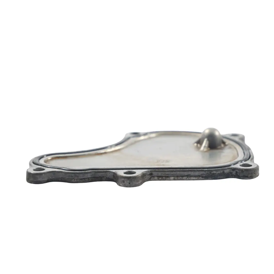 S63 Coperchio Testata Cilindri Piastra per BMW F10 F12 F13 con numero di parte 7604016 BMW F10 F12 F13 S63 Coperchio Testata Cilindri Piastra - SKU 7604016 - Numero di parte 7604016