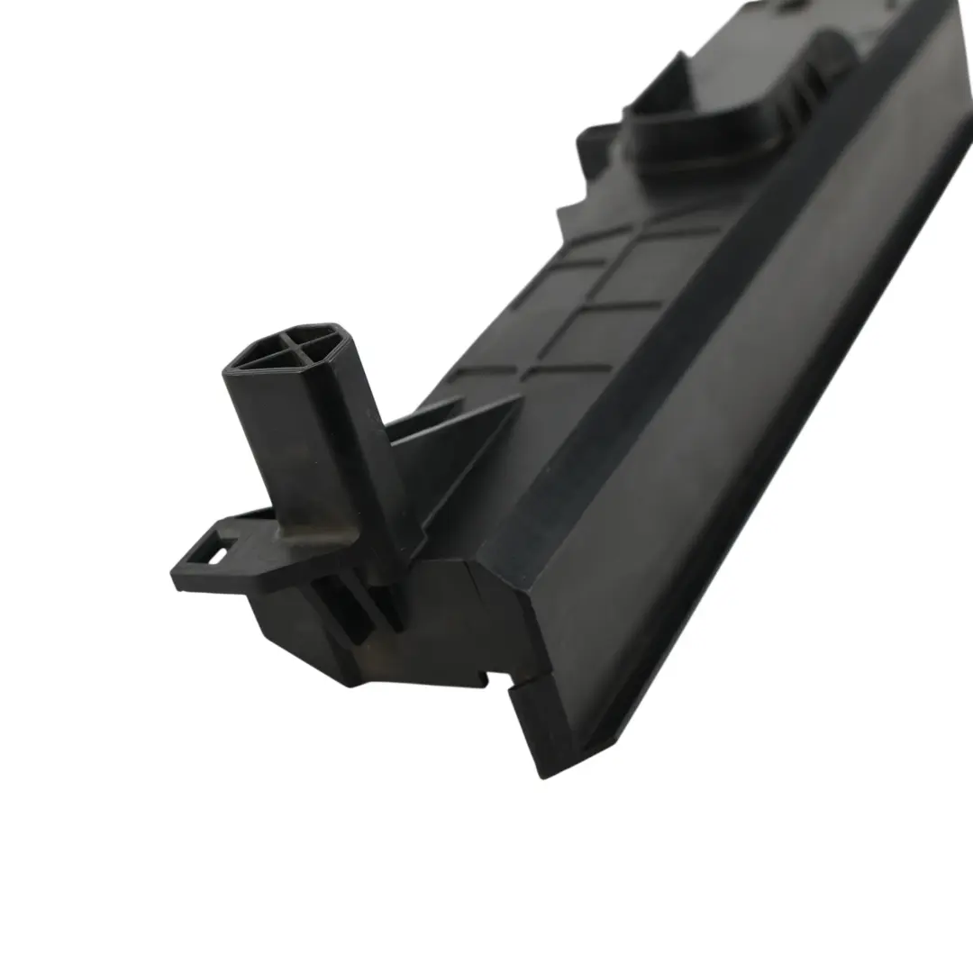 BMW I01 Soporte Cubierta Radiador Lateral Izquierdo - SKU 7616025 - Número de pieza 7616025