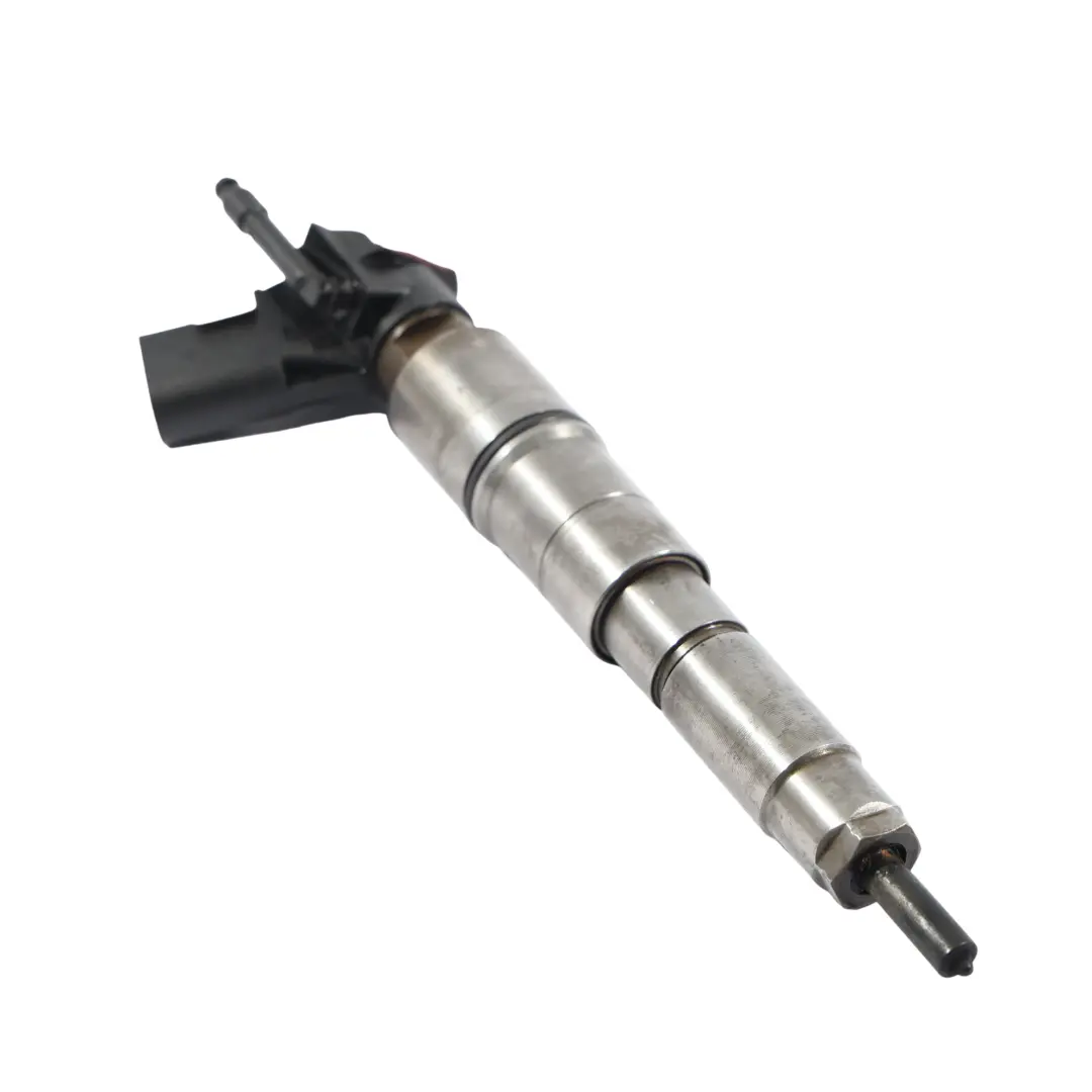 Wtryskiwacz Diesel M57N2 0445115048 do BMW E60 E61 E65 X5 E70 X3 E83 o numerze 7792721 BMW E60 E61 E65 X5 E70 X3 E83 Wtryskiwacz Diesel M57N2 0445115048 - SKU 7792721-2 - Numer Części 7792721