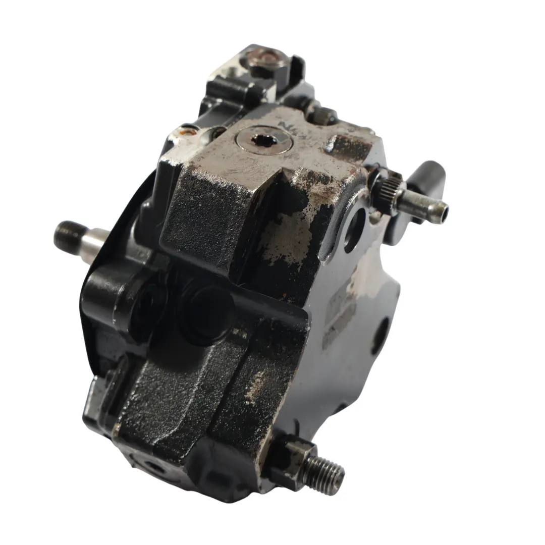 M47N2 M57N2 Pompa Wtryskowa 7798333 do BMW X3 E87 E90 E91 o numerze 8511824 BMW X3 E87 E90 E91 M47N2 M57N2 Pompa Wtryskowa 7798333 - SKU 7798333-1 - Numer Części 8511824