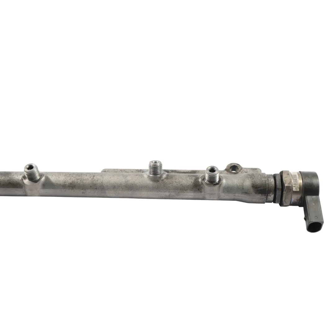 Rampe D'Injection Haute Pression M57N2 pour BMW E60 E90 E91 X5 E70 X3 E83 à propos du numéro de pièce 7805727 BMW E60 E90 E91 X5 E70 X3 E83 Rampe D'Injection Haute Pression M57N2 - SKU 7805727-3 - Numéro de pièce 7805727