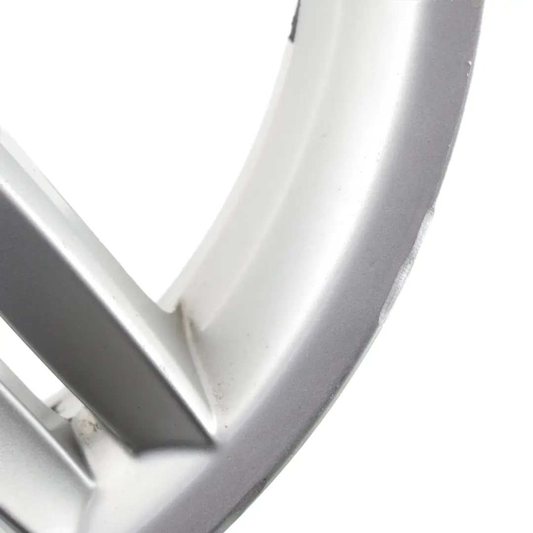 Cerchio lega posteriore 18" 8,5J M Doppie razze 208 per BMW Serie 1 E81 E87 con numero di parte 7839305 BMW Serie 1 E81 E87 Cerchio lega posteriore 18" 8,5J M Doppie razze 208 - SKU 7839305-1 - Numero di parte 7839305