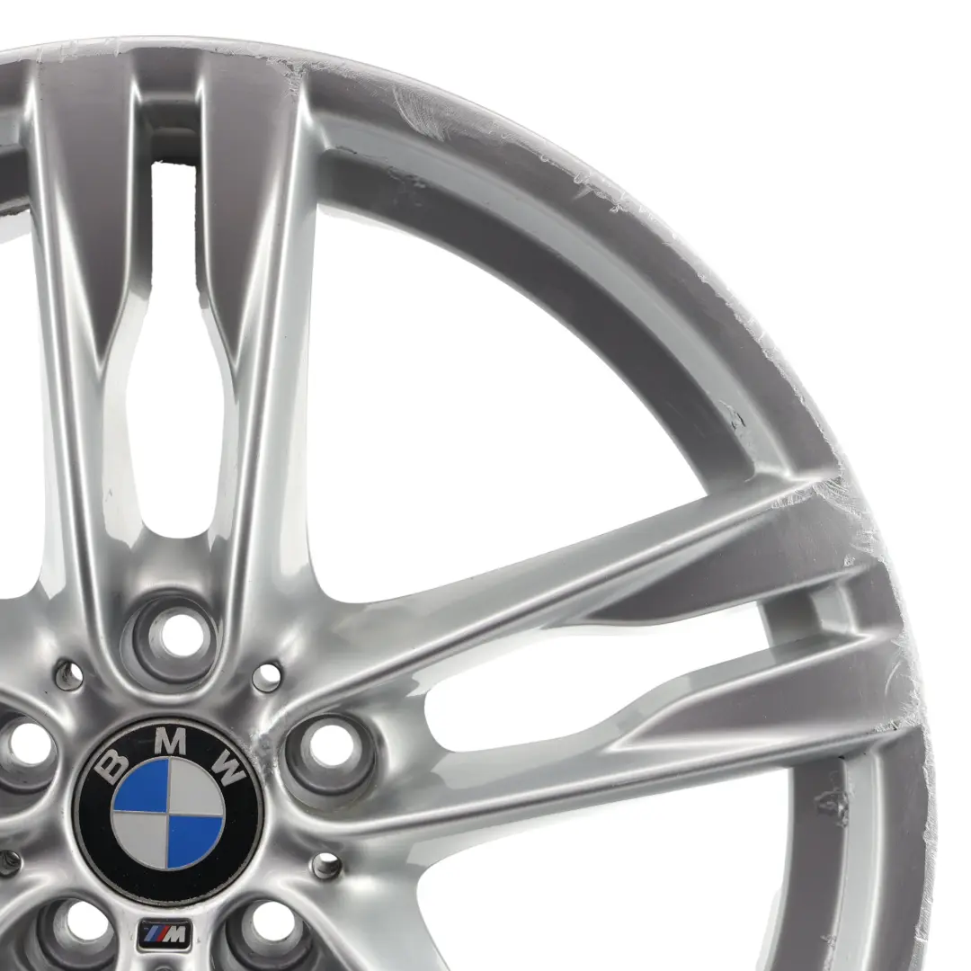 Argento Cerchio posteriore lega 20" ET:44 9J M Doppie razze 373 per BMW F06 con numero di parte 7843716 BMW F06 Argento Cerchio posteriore lega 20" ET:44 9J M Doppie razze 373 - SKU 7843716-3 - Numero di parte 7843716