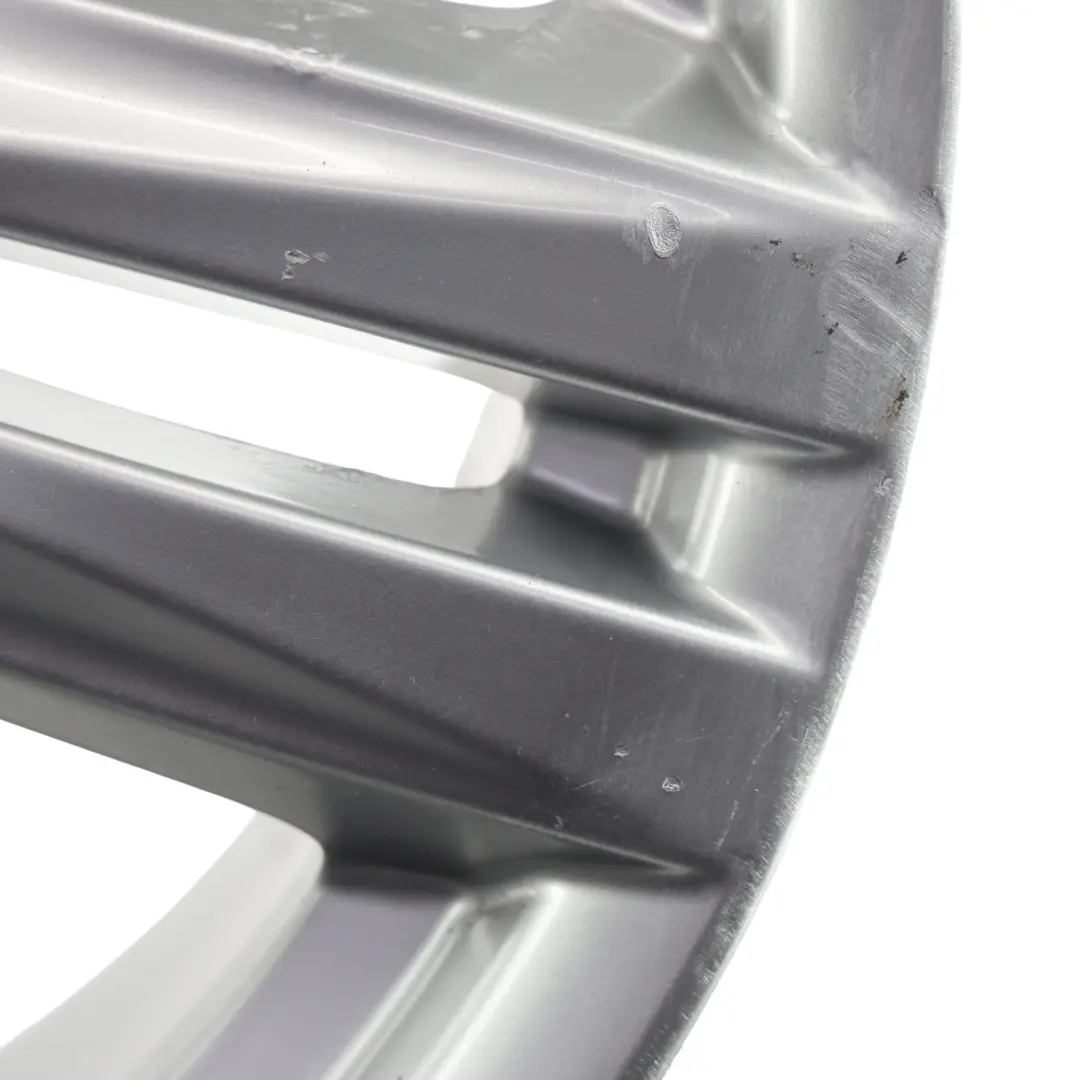 Jante arrière alliage gris ferrique 18" 8J ET:52 pour BMW F20 à propos du numéro de pièce 7845853 BMW F20 Jante arrière alliage gris ferrique 18" 8J ET:52 - SKU 7845853-10 - Numéro de pièce 7845853