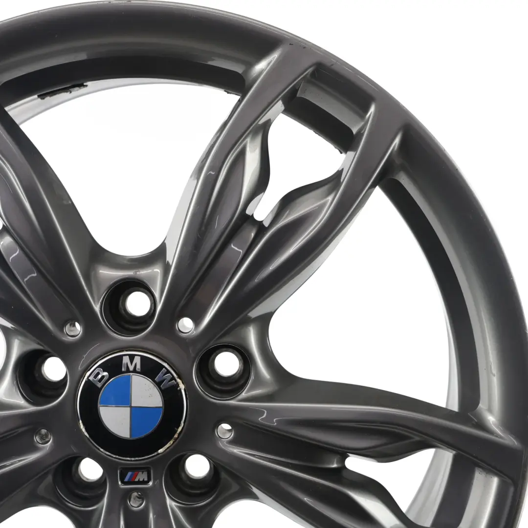 Cerchio lega anteriore grigio ferrico 18" M doppie razze 7,5J per BMW F20 con numero di parte 7845870 BMW F20 Cerchio lega anteriore grigio ferrico 18" M doppie razze 7,5J - SKU 7845870-3 - Numero di parte 7845870