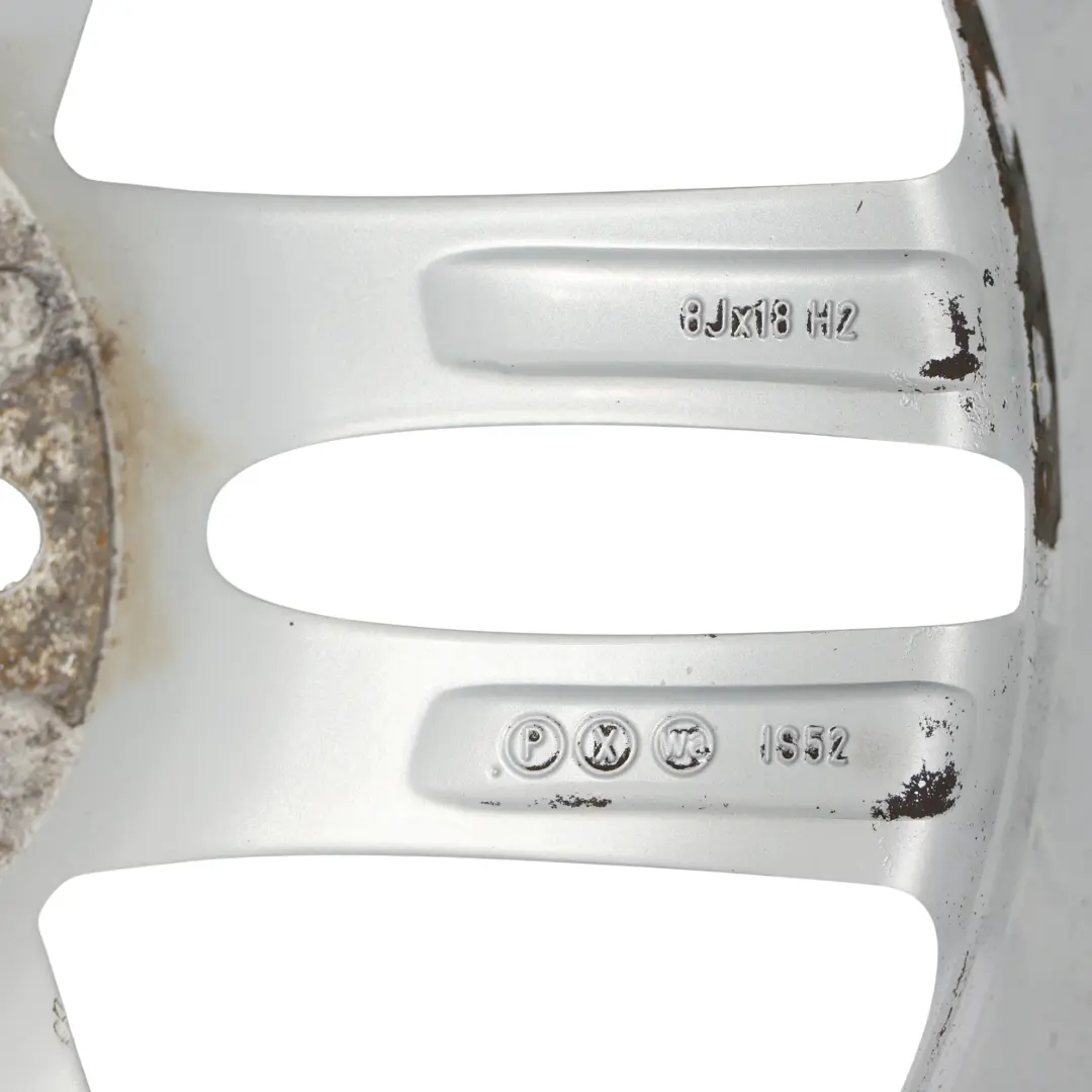 Llanta Trasera de Aleacion Plateada 18 "8J ET:52 Doble Radio 461 para BMW F20 con número de pieza 7846785 BMW F20 Llanta Trasera de Aleacion Plateada 18 "8J ET:52 Doble Radio 461 - SKU 7846785-1 - Número de pieza 7846785