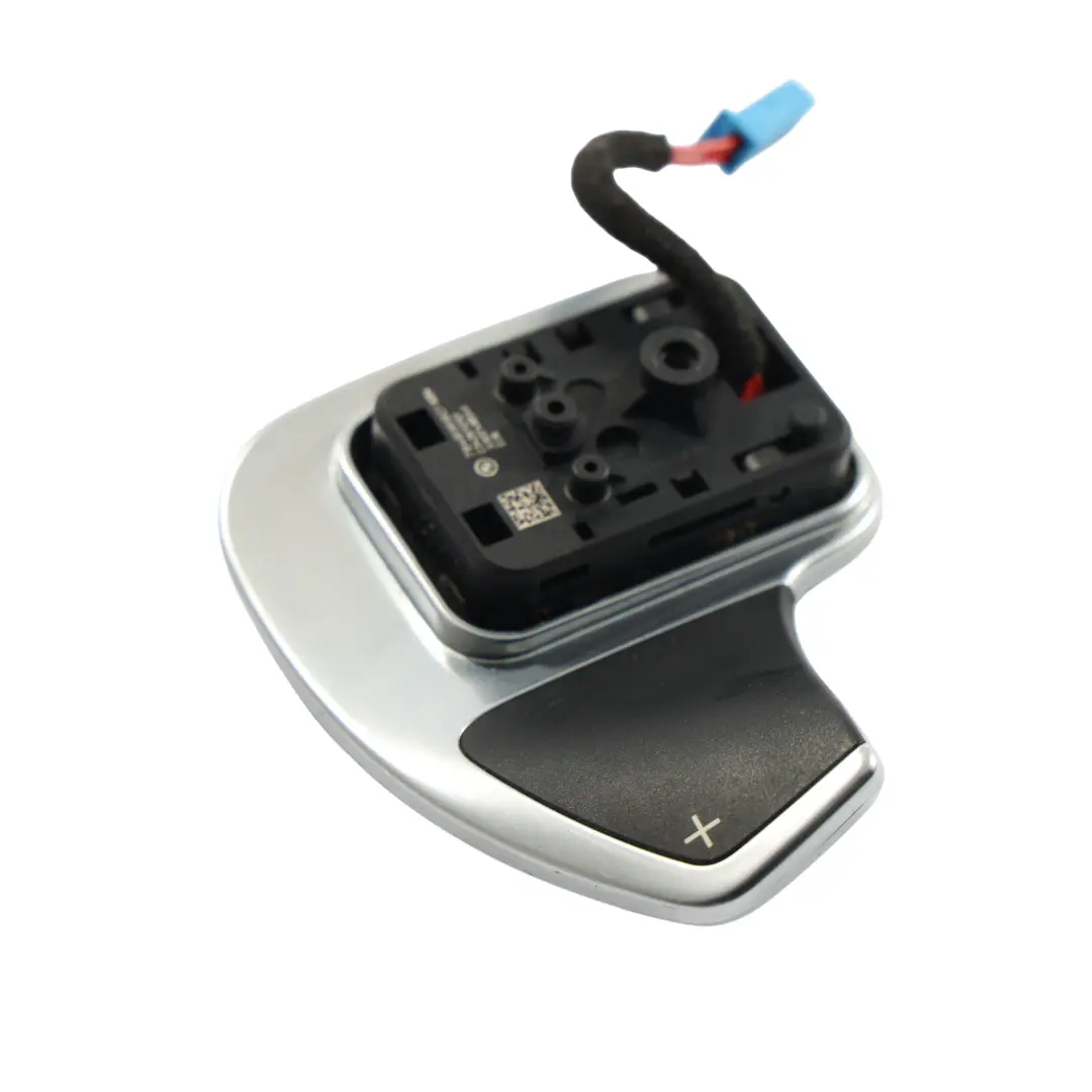 Cambio Paddle Destro Pannello Cambio per BMW F10 F11 F12 Volante con numero di parte 7848968 BMW F10 F11 F12 Volante Cambio Paddle Destro Pannello Cambio - SKU 7848968-2 - Numero di parte 7848968