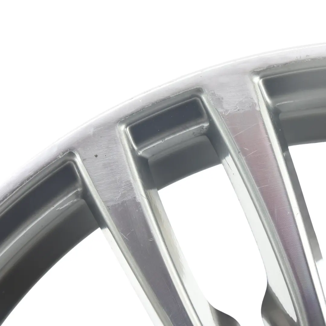 Jante grise alliage 19" M flèche l'étoile 403 ET:36 8J pour BMW F30 F31 F32 à propos du numéro de pièce 7850020 BMW F30 F31 F32 Jante grise alliage 19" M flèche l'étoile 403 ET:36 8J - SKU 7850020-2 - Numéro de pièce 7850020