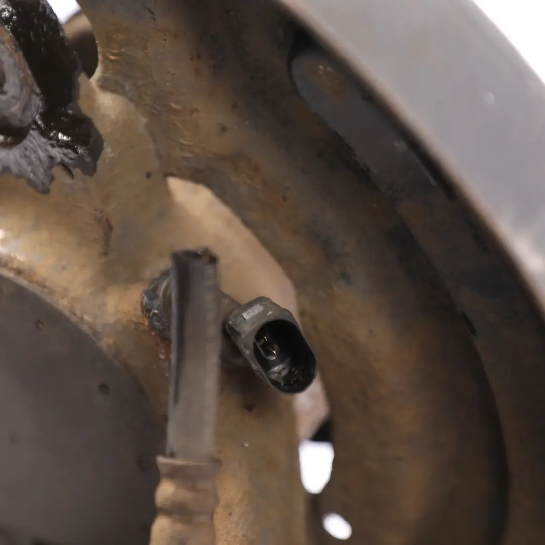 Carrier Hub Knuckle Rear Axle Left N/S to VW Transporter T6 Wheel with Part number 7E0501418A VW Transporter T6 Wheel Carrier Hub Knuckle Rear Axle Left N/S - SKU 7E0501418A - Part number 7E0501418A