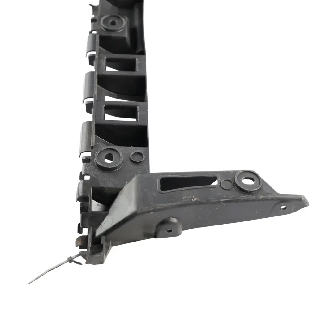 Volkswagen Transporter T6 Rear Bumper Guide Profile Bracket Right O/S - SKU 7E0807394C - Part number 7E0807394C