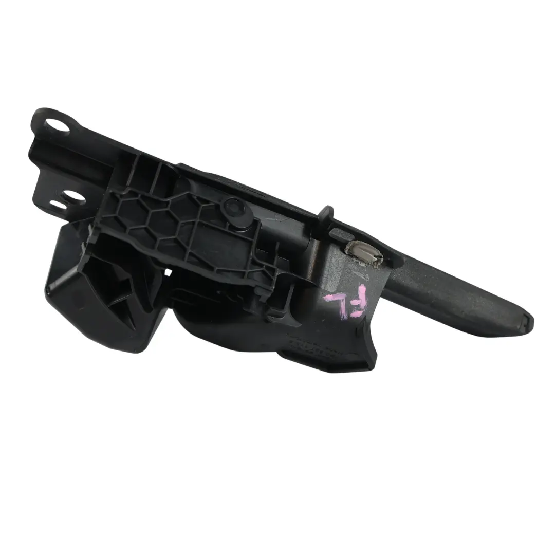 Tirador Puerta Delantera Izquierda para Volkswagen Transporter T6 con número de pieza 7E0837113A Volkswagen Transporter T6 Tirador Puerta Delantera Izquierda - SKU 7E0837113A - Número de pieza 7E0837113A