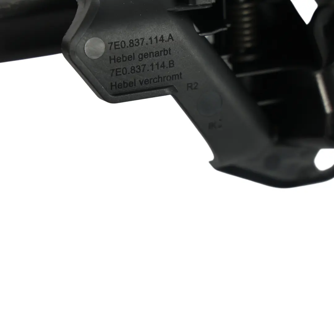 Maniglia Interna Porta Anteriore Destra per Volkswagen Transporter T6 con numero di parte 7E0837114A Volkswagen Transporter T6 Maniglia Interna Porta Anteriore Destra - SKU 7E0837114A - Numero di parte 7E0837114A