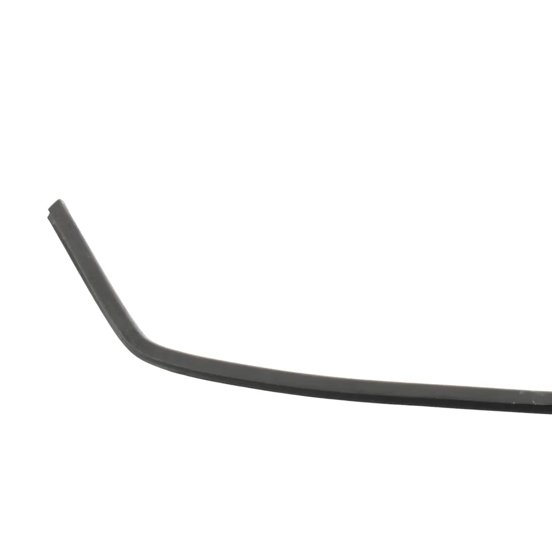 Door Window Seal Gasket Outer Front Left N/S to Volkswagen Transporter T5 with Part number 7E0837703 Volkswagen Transporter T5 Door Window Seal Gasket Outer Front Left N/S - SKU 7E0837703 - Part number 7E0837703