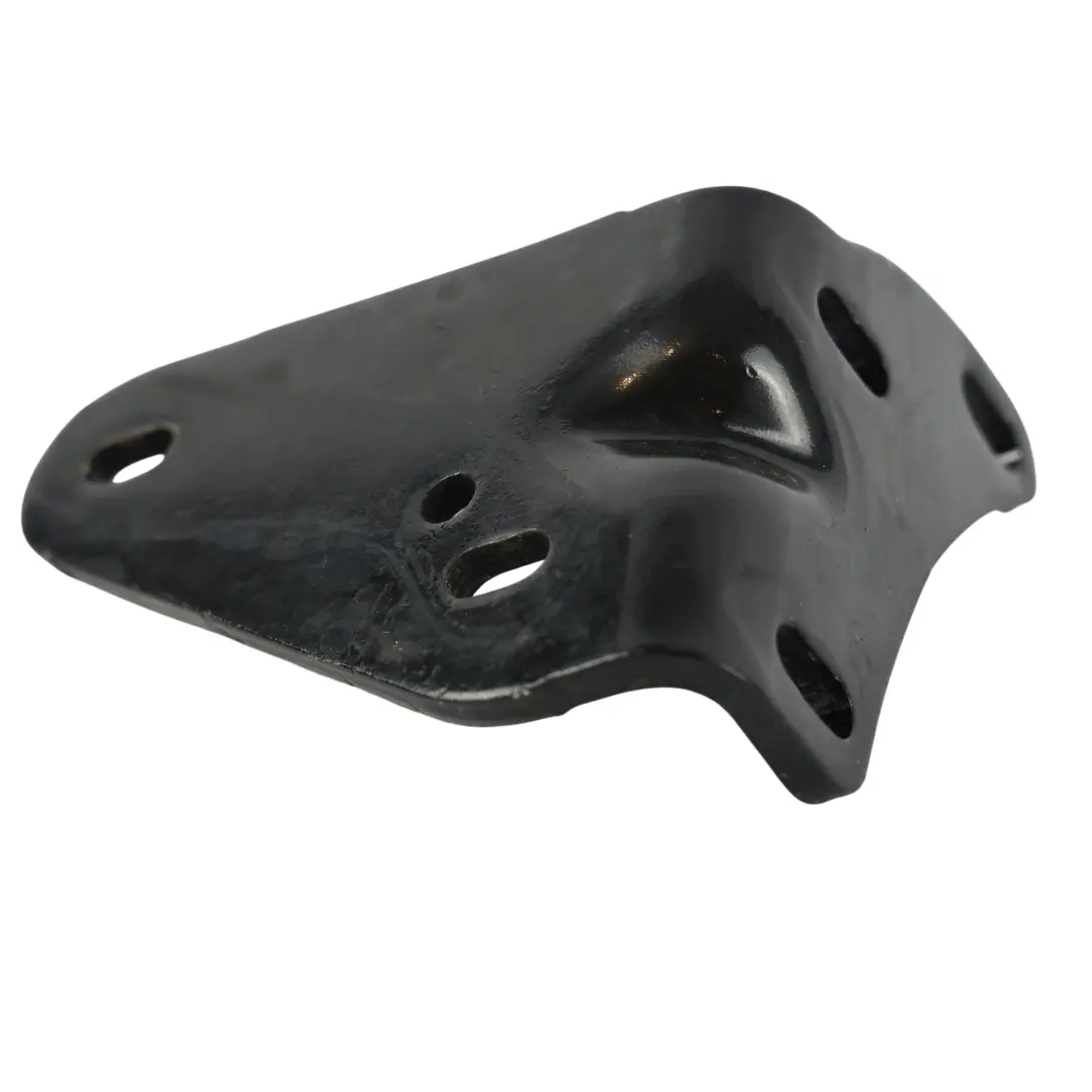 Porta Scorrevole Guida Staffa Inferiore Sinistra per VW Transporter T6 con numero di parte 7E0843397 VW Transporter T6 Porta Scorrevole Guida Staffa Inferiore Sinistra - SKU 7E0843397 - Numero di parte 7E0843397