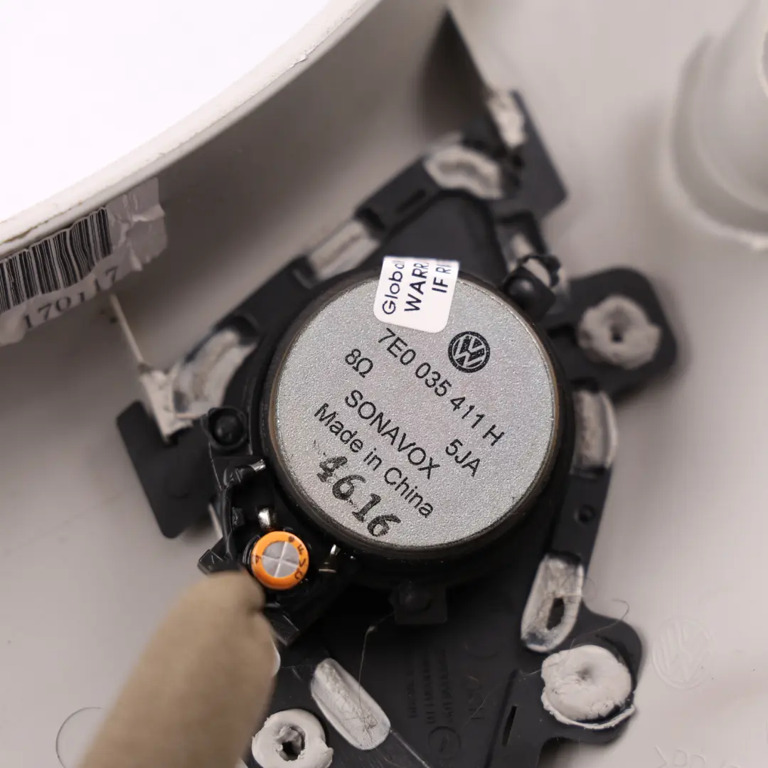 Interior A-Pillar Upper Trim Cover Right Grey O/S to VW Transporter T6 with Part number 7E0867234K VW Transporter T6 Interior A-Pillar Upper Trim Cover Right Grey O/S - SKU 7E0867234K - Part number 7E0867234K