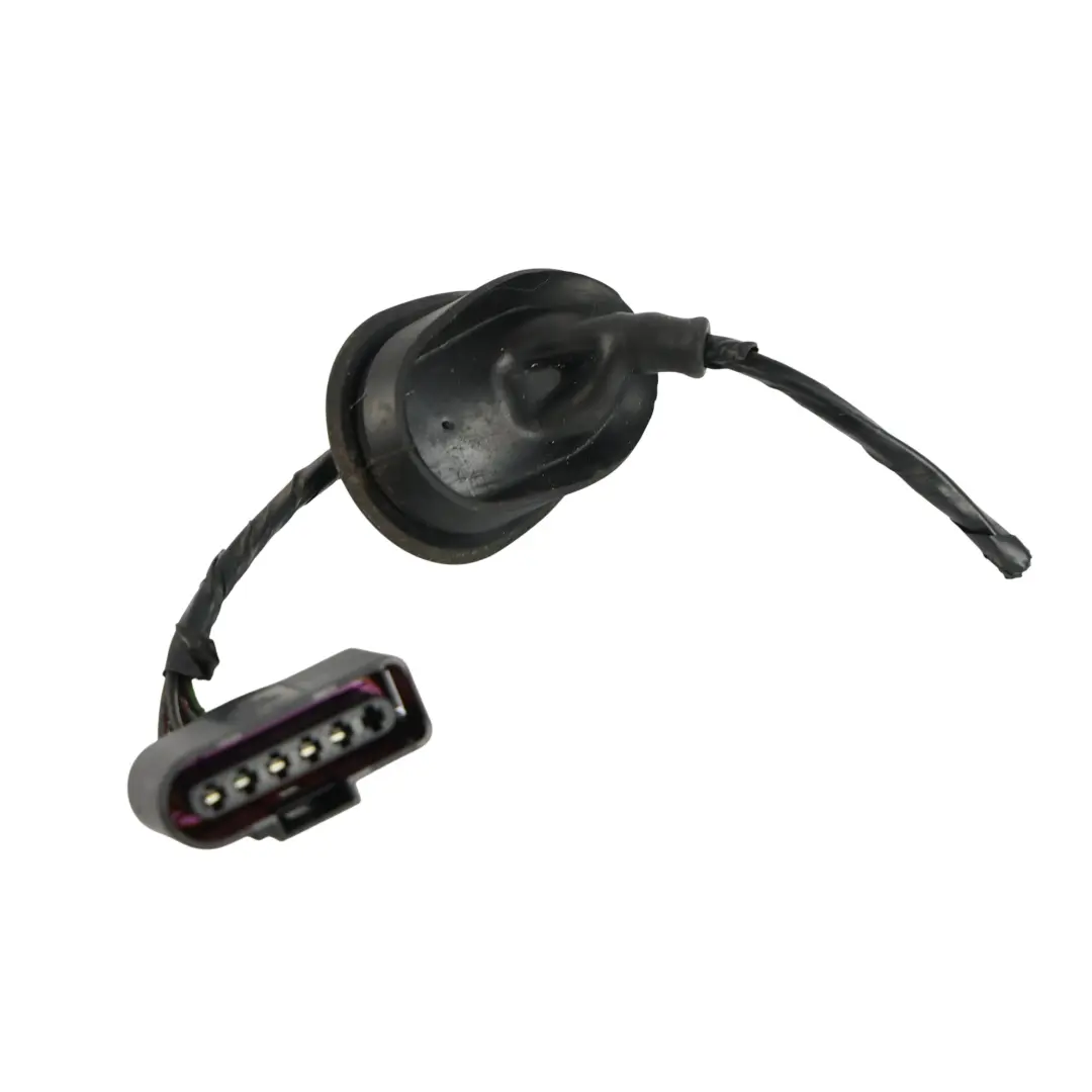 Lamp Side Tail Light Wiring Left N/S to Volkswagen Transporter T6 Rear with Part number 7E0945095T Volkswagen Transporter T6 Rear Lamp Side Tail Light Wiring Left N/S - SKU 7E0945095T-2 - Part number 7E0945095T