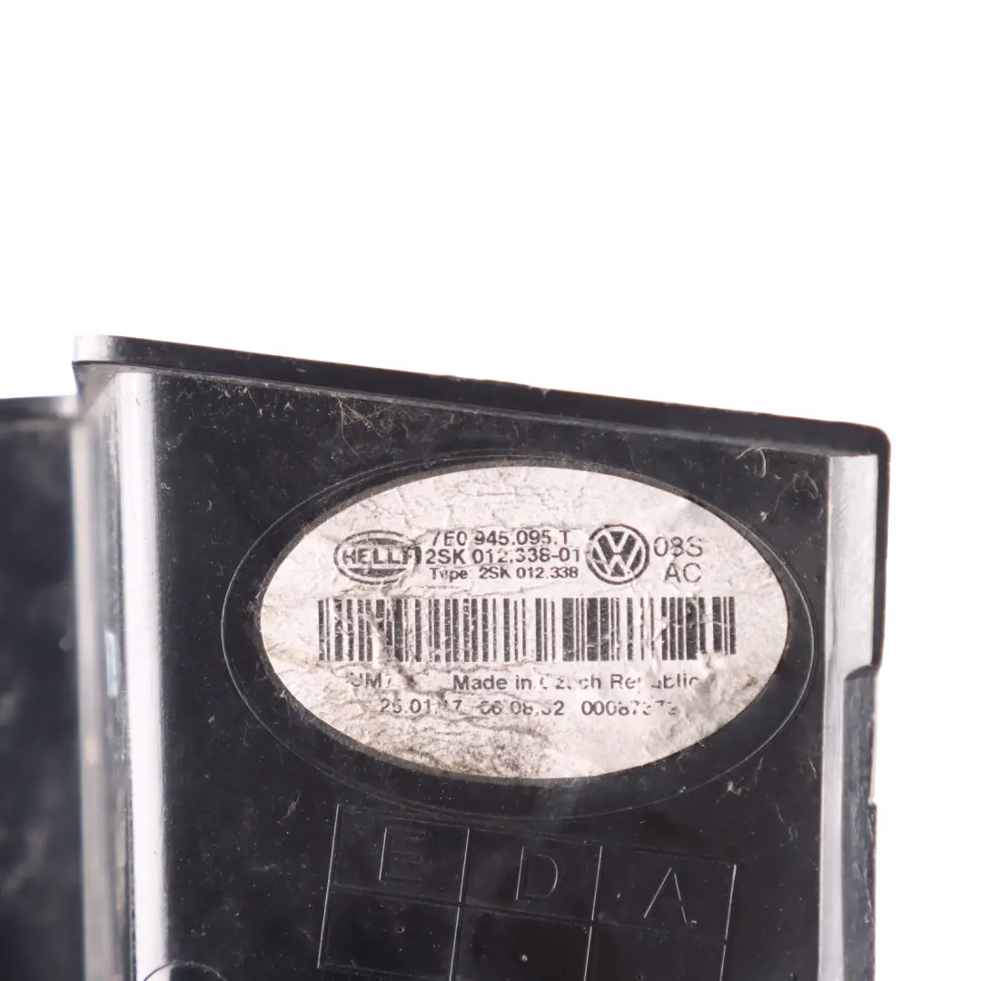 Lamp Side Tail Light Left N/S to VW Volkswagen Transporter T6 Rear with Part number 7E0945095T VW Volkswagen Transporter T6 Rear Lamp Side Tail Light Left N/S - SKU 7E0945095T - Part number 7E0945095T