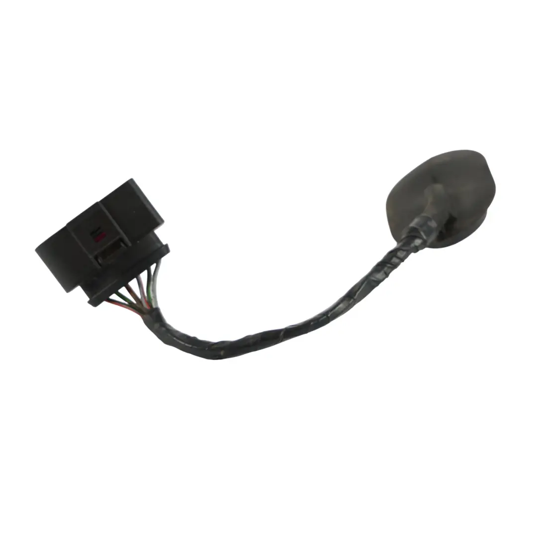 Wiązka Elektryczna Lampy Tylnej Prawa do Volkswagen Transporter T6 o numerze 7E0945096T Volkswagen Transporter T6 Wiązka Elektryczna Lampy Tylnej Prawa - SKU 7E0945096T-2 - Numer Części 7E0945096T