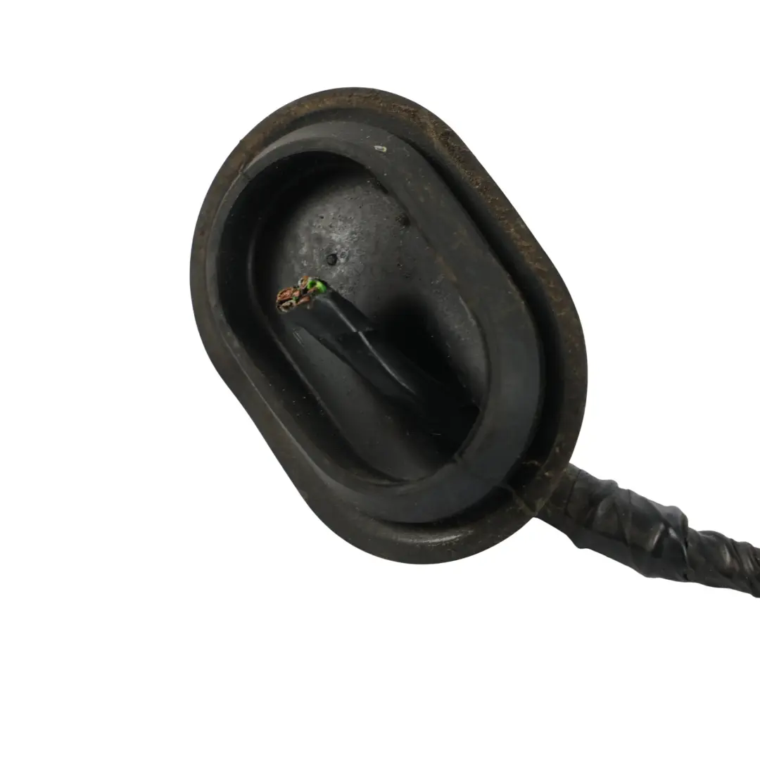 Wiązka Elektryczna Lampy Tylnej Prawa do Volkswagen Transporter T6 o numerze 7E0945096T Volkswagen Transporter T6 Wiązka Elektryczna Lampy Tylnej Prawa - SKU 7E0945096T-2 - Numer Części 7E0945096T