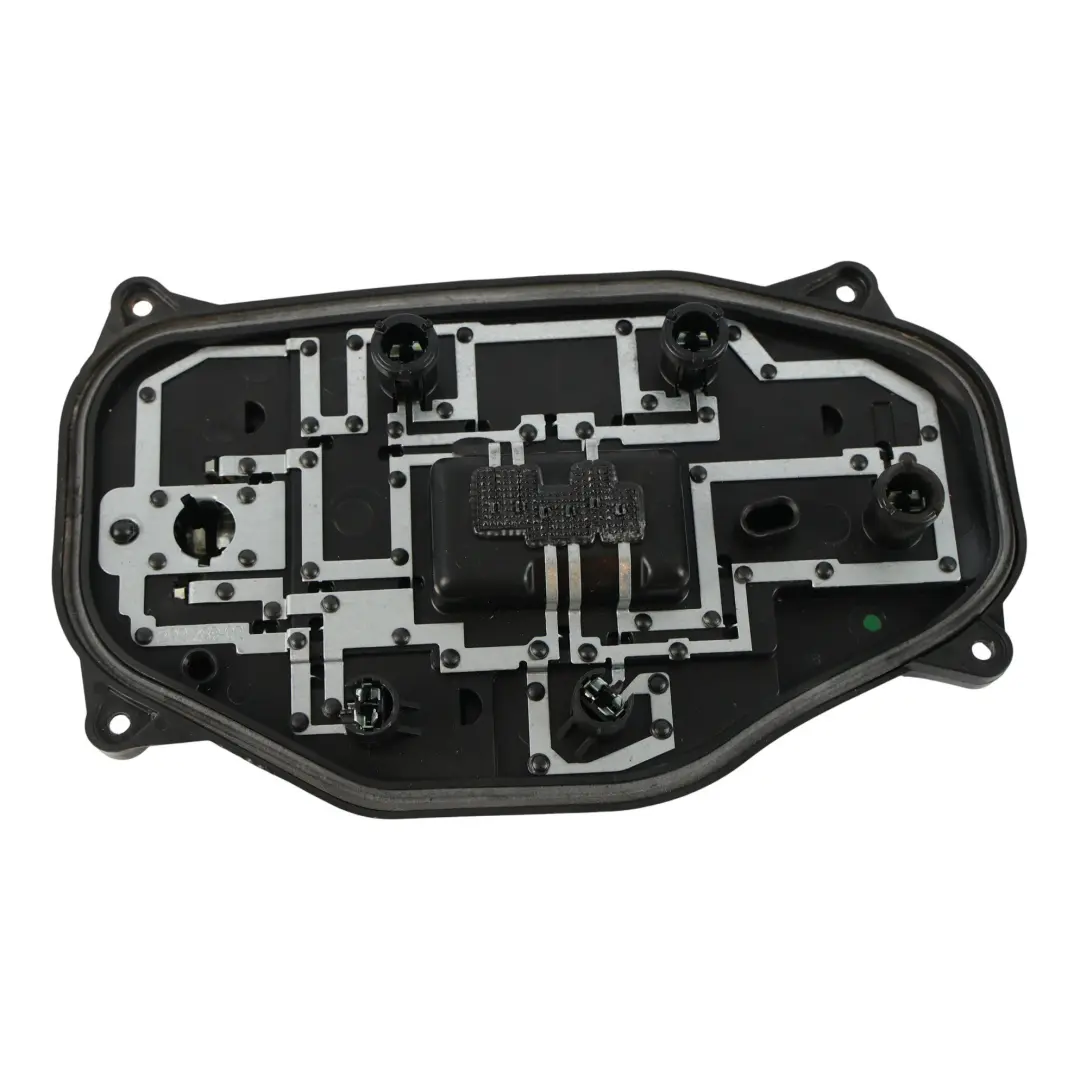 Portalampada Fanale Posteriore Destro per Volkswagen Transporter T6 con numero di parte 7E0945258B Volkswagen Transporter T6 Portalampada Fanale Posteriore Destro - SKU 7E0945258B - Numero di parte 7E0945258B