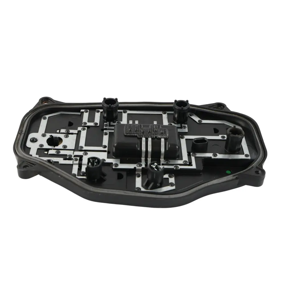 Portalámparas Trasero Derecho para Volkswagen Transporter T6 con número de pieza 7E0945258B Volkswagen Transporter T6 Portalámparas Trasero Derecho - SKU 7E0945258B - Número de pieza 7E0945258B