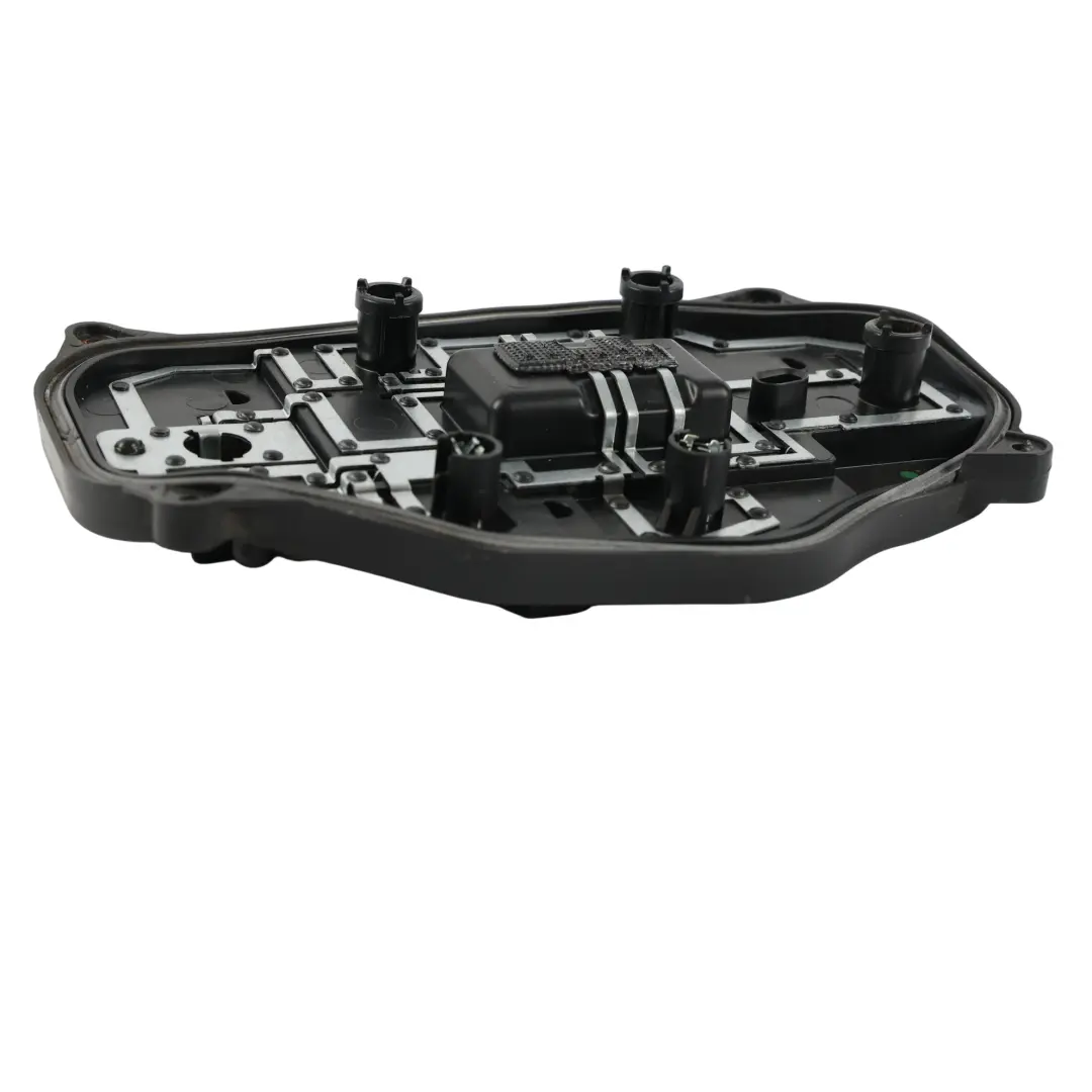 Volkswagen Transporter T6 Heckleuchte Fassung Rechts - SKU 7E0945258B - Teilenummer 7E0945258B