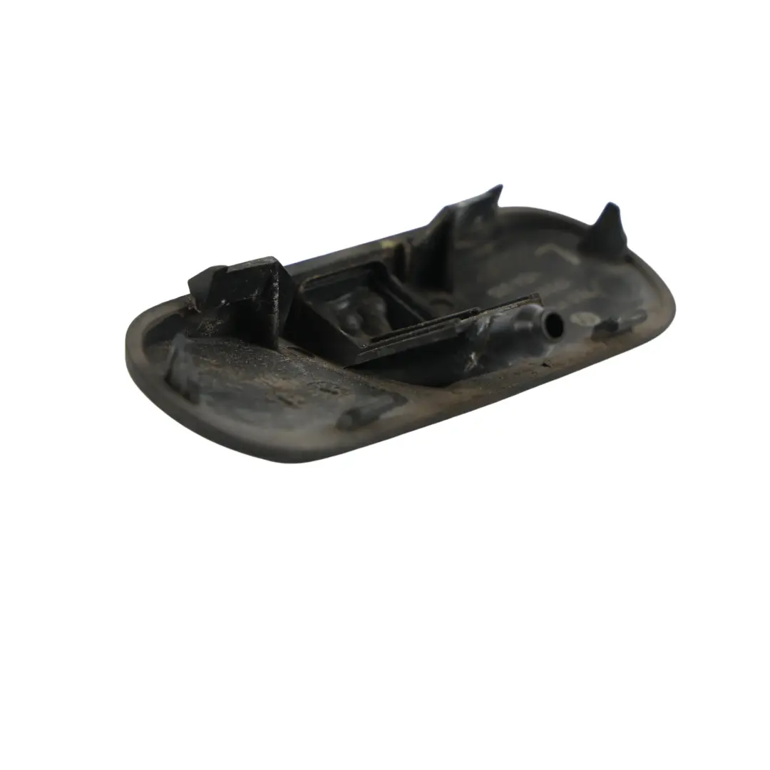 Ugello Spruzzatore Lavavetri Sinistro per Volkswagen Transporter T6 con numero di parte 7E0955987 Volkswagen Transporter T6 Ugello Spruzzatore Lavavetri Sinistro - SKU 7E0955987 - Numero di parte 7E0955987