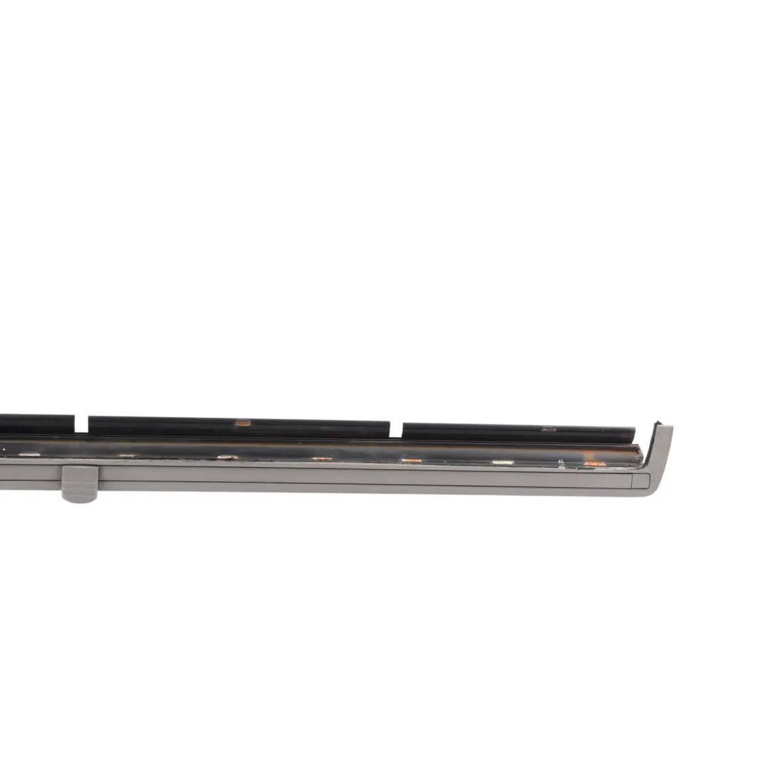 Sliding Door Window Sun Roller Right O/S Grey to VW Transporter T5 with Part number 7E3867028A VW Transporter T5 Sliding Door Window Sun Roller Right O/S Grey - SKU 7H5861314C - Part number 7E3867028A