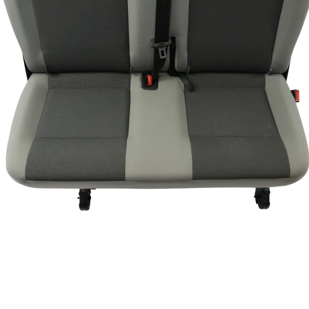 Siège Arrière Double En Tissu Noir Et Gris pour Volkswagen Transporter T6 à propos du numéro de pièce 7E9885805P Volkswagen Transporter T6 Siège Arrière Double En Tissu Noir Et Gris - SKU 7E9885805P - Numéro de pièce 7E9885805P