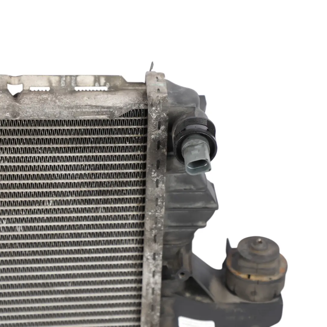 Cooling Coolant Radiator 2.5 TDI to VW Volkswagen Transporter T5 Engine with Part number 7H0121253J VW Volkswagen Transporter T5 Engine Cooling Coolant Radiator 2.5 TDI - SKU 7H0121253J - Part number 7H0121253J