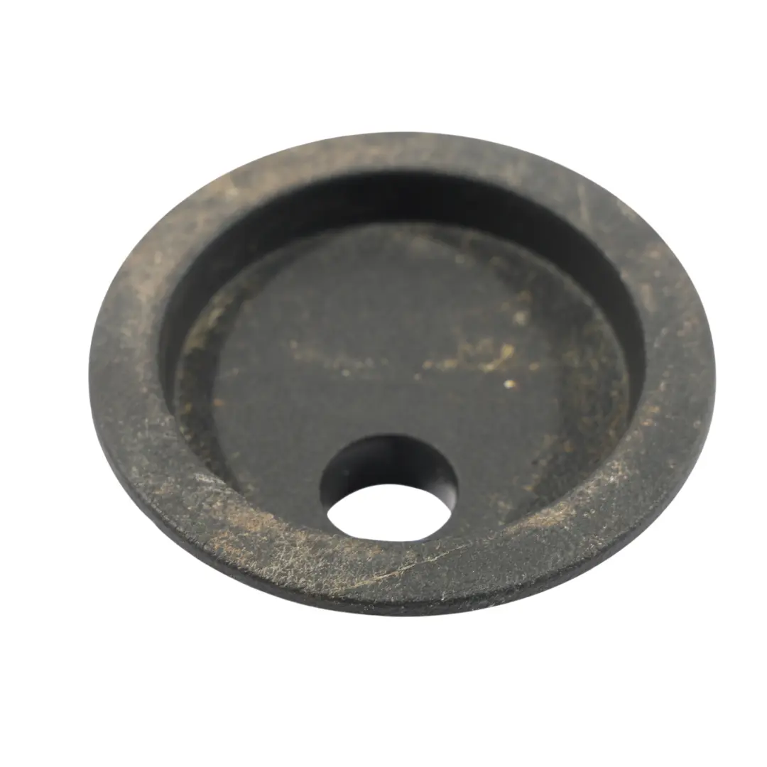 Soporte De Amarre Tie Down Ojo Cubierta para Volkswagen Transporter T6 con número de pieza 7H0863467 Volkswagen Transporter T6 Soporte De Amarre Tie Down Ojo Cubierta - SKU 7H0863467 - Número de pieza 7H0863467