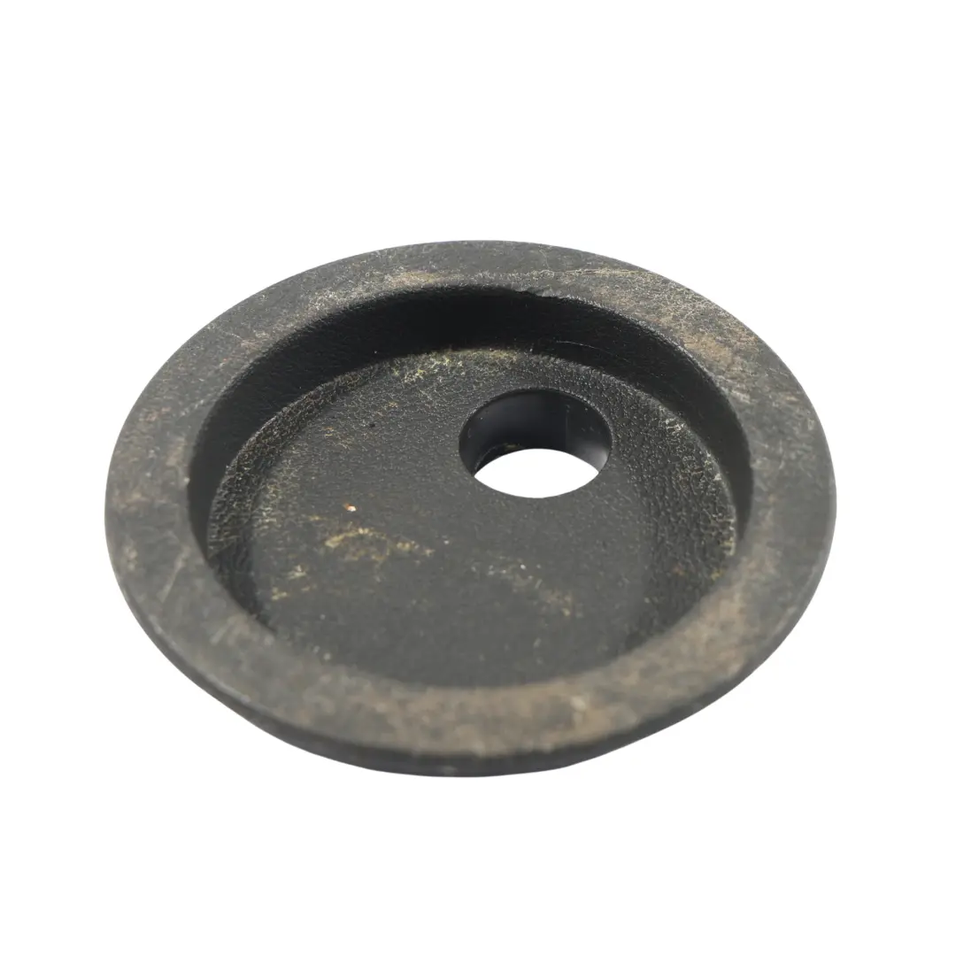 Staffa Di Ancoraggio Coperchio Occhiello per Volkswagen Transporter T6 con numero di parte 7H0863467 Volkswagen Transporter T6 Staffa Di Ancoraggio Coperchio Occhiello - SKU 7H0863467 - Numero di parte 7H0863467