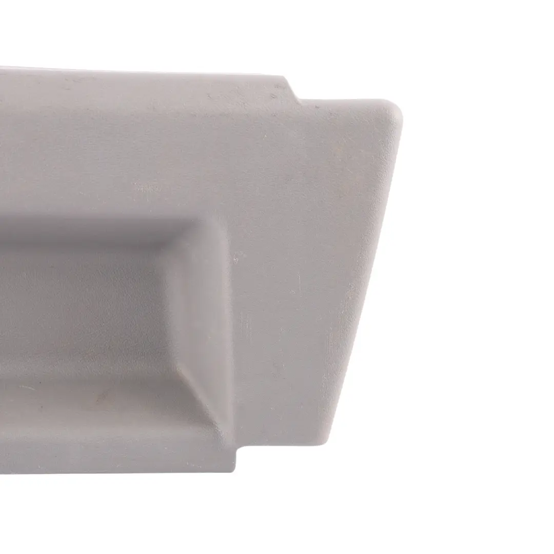 Volkswagen Transporter T5 T32 Funda Base Asiento Individual Trasero - SKU 7H0881697B - Número de pieza 7H0881697B