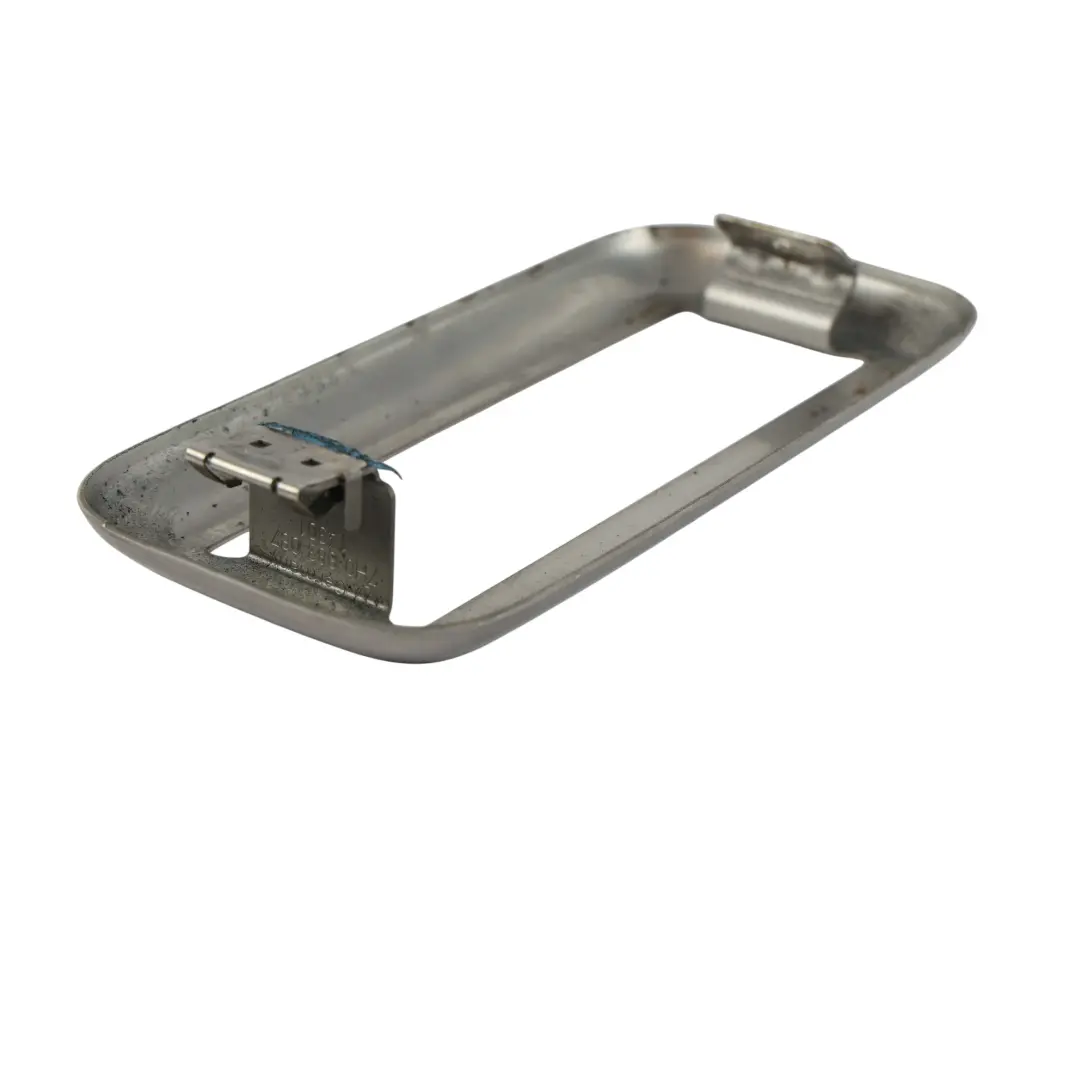 Osłona Mocowania Fotela 2. Rząd do Volkswagen Transporter T6 o numerze 7H0883087 Volkswagen Transporter T6 Osłona Mocowania Fotela 2. Rząd - SKU 7H0883087 - Numer Części 7H0883087