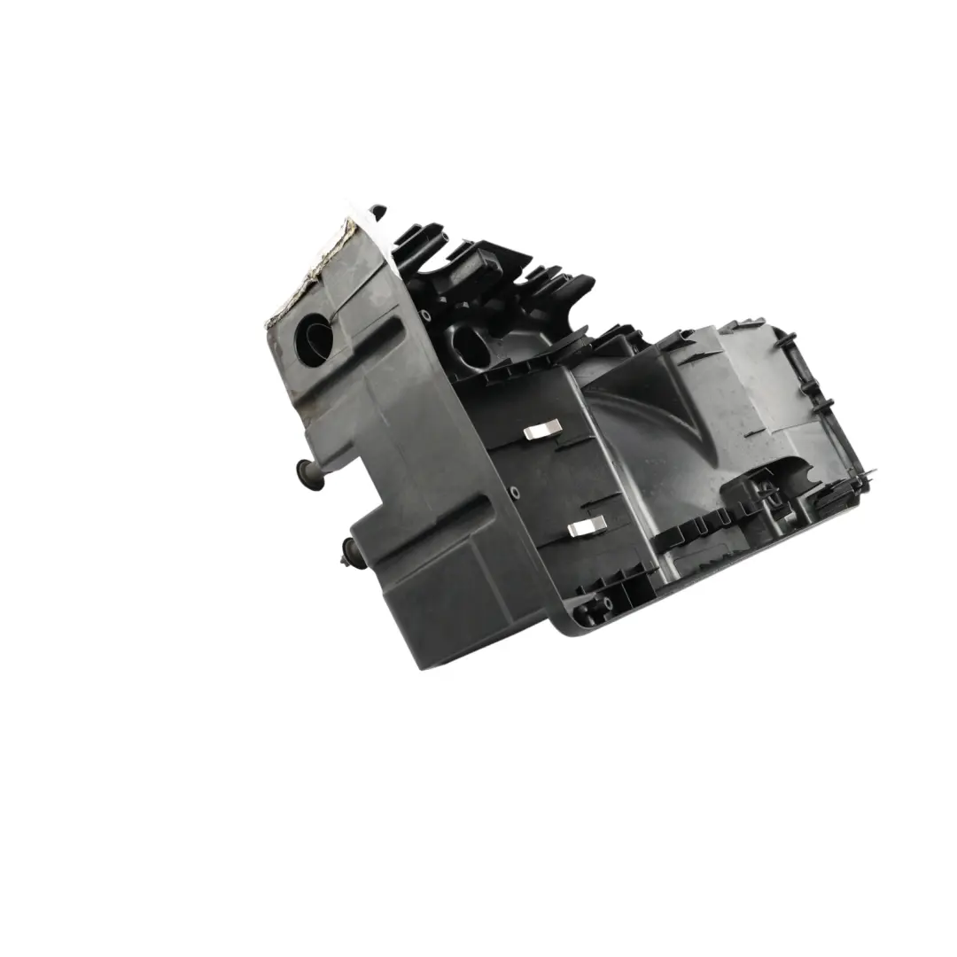 Fuse Box Housing Lid Cover Trim Lower to VW Volkswagen Transporter T5 with Part number 7H0907296 VW Volkswagen Transporter T5 Fuse Box Housing Lid Cover Trim Lower - SKU 7H0907296 - Part number 7H0907296