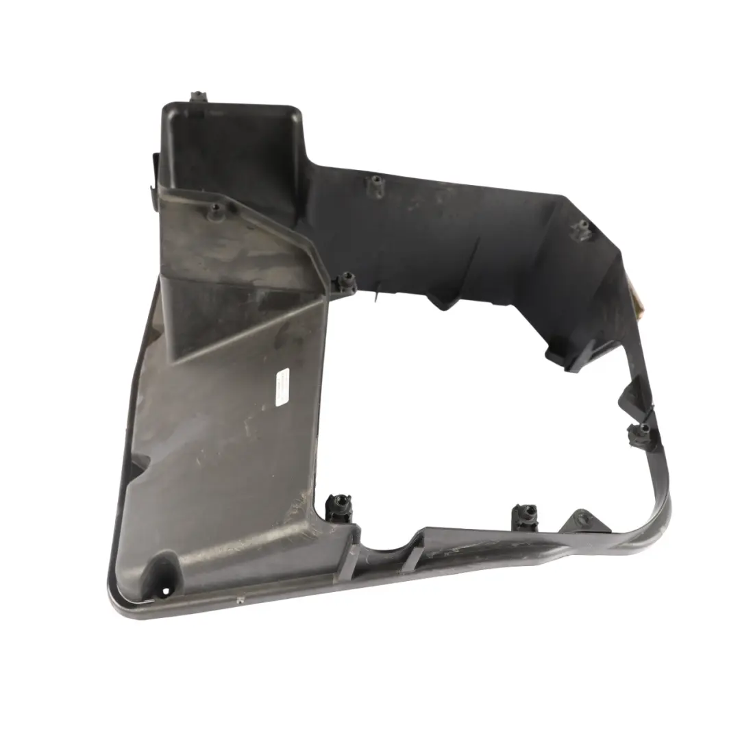 Fuse Box Housing Lid Cover Trim Lower to VW Volkswagen Transporter T5 with Part number 7H0907296A VW Volkswagen Transporter T5 Fuse Box Housing Lid Cover Trim Lower - SKU 7H0907296A - Part number 7H0907296A