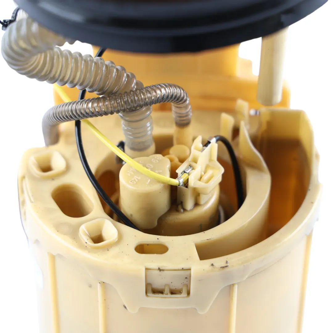 Pump Sender Unit Diesel Engine to VW Transporter T5 Fuel Tank with Part number 7H0919088B VW Transporter T5 Fuel Tank Pump Sender Unit Diesel Engine - SKU 7H0919088B - Part number 7H0919088B