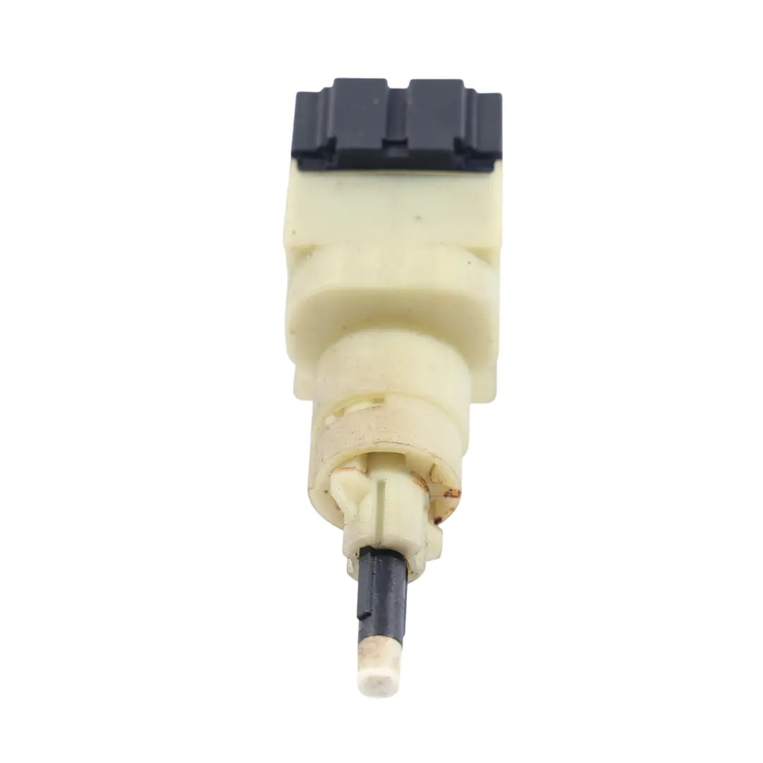 Capteur Commutateur Pédale Embrayage pour Volkswagen Transporter T5 à propos du numéro de pièce 7H0927189 Volkswagen Transporter T5 Capteur Commutateur Pédale Embrayage - SKU 7H0927189 - Numéro de pièce 7H0927189