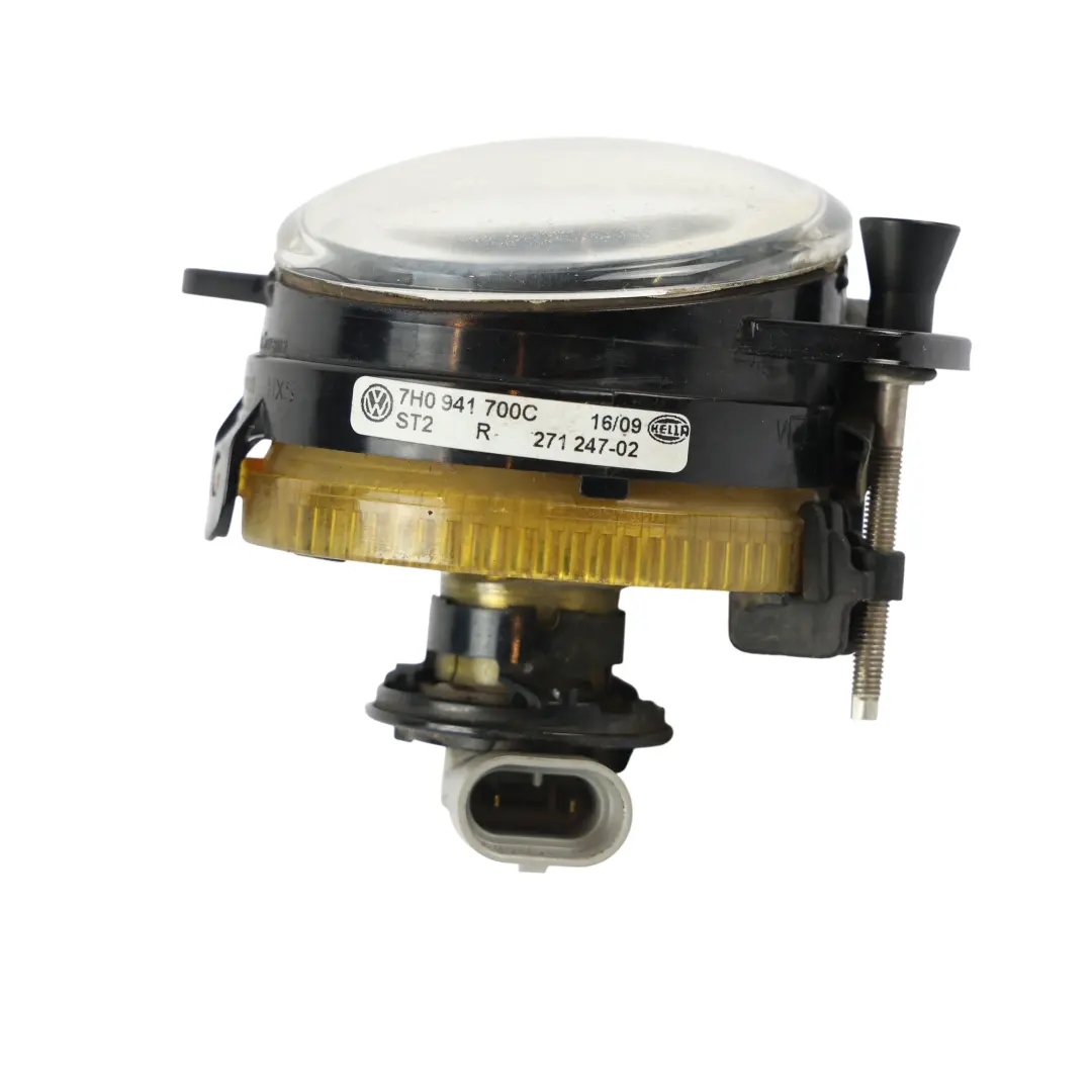 Fendinebbia Paraurti Anteriore Destro per Volkswagen Transporter T5 con numero di parte 7H0941700C Volkswagen Transporter T5 Fendinebbia Paraurti Anteriore Destro - SKU 7H0941700C - Numero di parte 7H0941700C