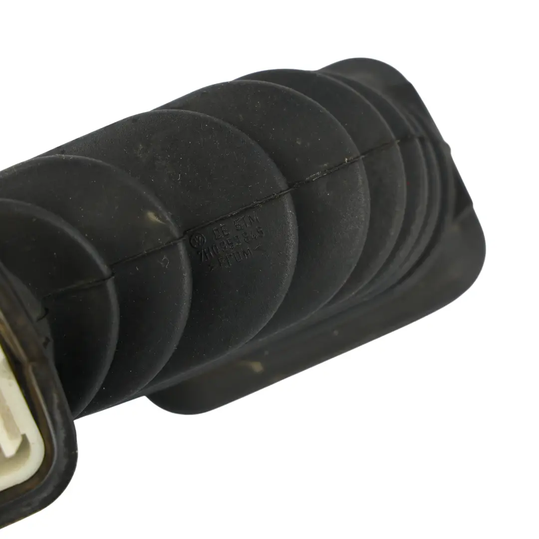 Guarnizione Gomma Porta Anteriore Sinistra per Volkswagen Transporter T5 con numero di parte 7H0959845 Volkswagen Transporter T5 Guarnizione Gomma Porta Anteriore Sinistra - SKU 7H0959845 - Numero di parte 7H0959845