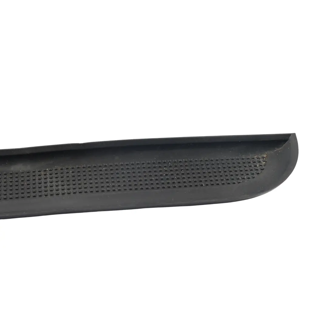 Land Rover Range Rover Sport L320 Garniture Porte Avant Droite - SKU 7H32-116A54-AA - Numéro de pièce 7H32-116A54-AA