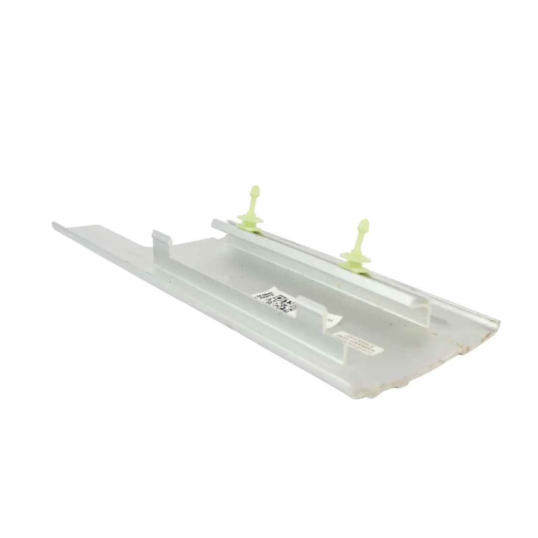 Range Rover L322 Rivestimento Soglia Porta Posteriore Sinistra - SKU 7H42-113A11-AA - Numero di parte 7H42-113A11-AA