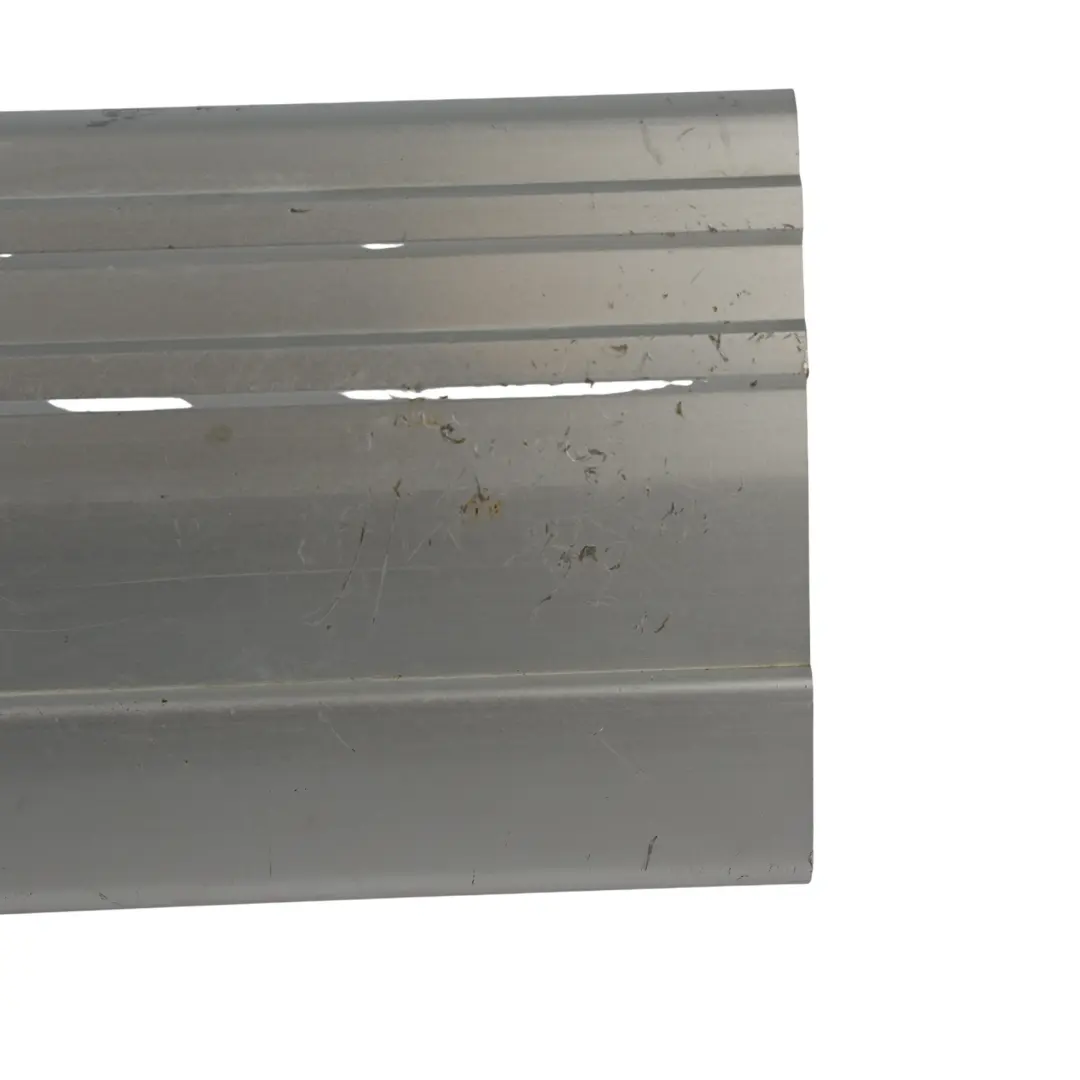 Range Rover L322 Rivestimento Soglia Porta Posteriore Sinistra - SKU 7H42-113A11-AA - Numero di parte 7H42-113A11-AA