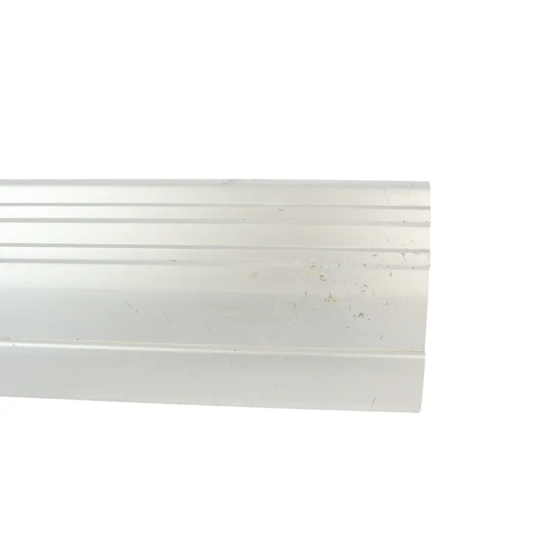 Türschwellerverkleidung Hinten Links für Range Rover L322 mit Teilenummer 7H42-113A11-AA Range Rover L322 Türschwellerverkleidung Hinten Links - SKU 7H42-113A11-AA - Teilenummer 7H42-113A11-AA