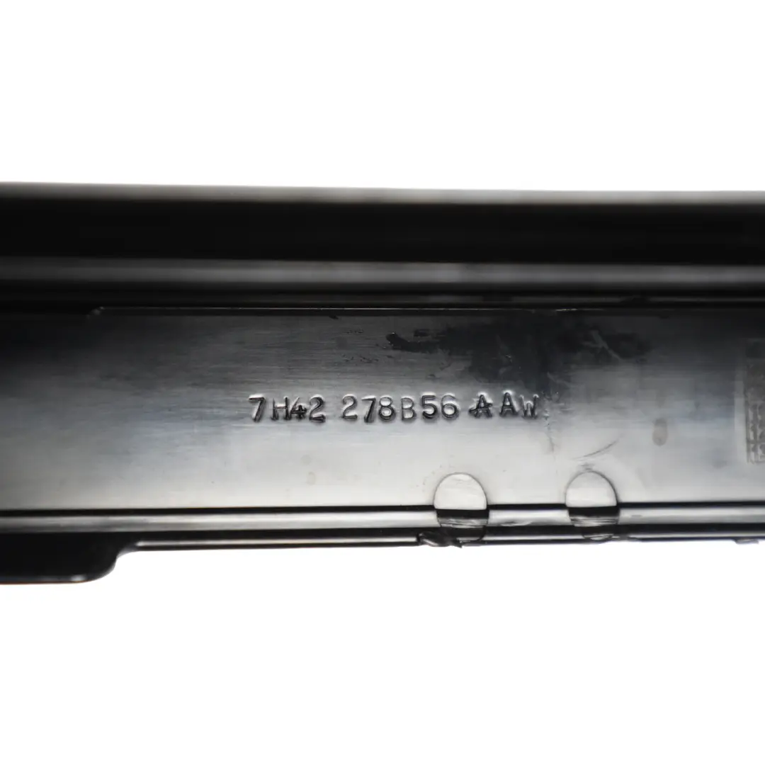 Boot Lid Trunk Upper Trim Cover Finisher to Range Rover L322 with Part number 7H42-278B56-AAW Range Rover L322 Boot Lid Trunk Upper Trim Cover Finisher - SKU 7H42-278B56-AAW - Part number 7H42-278B56-AAW