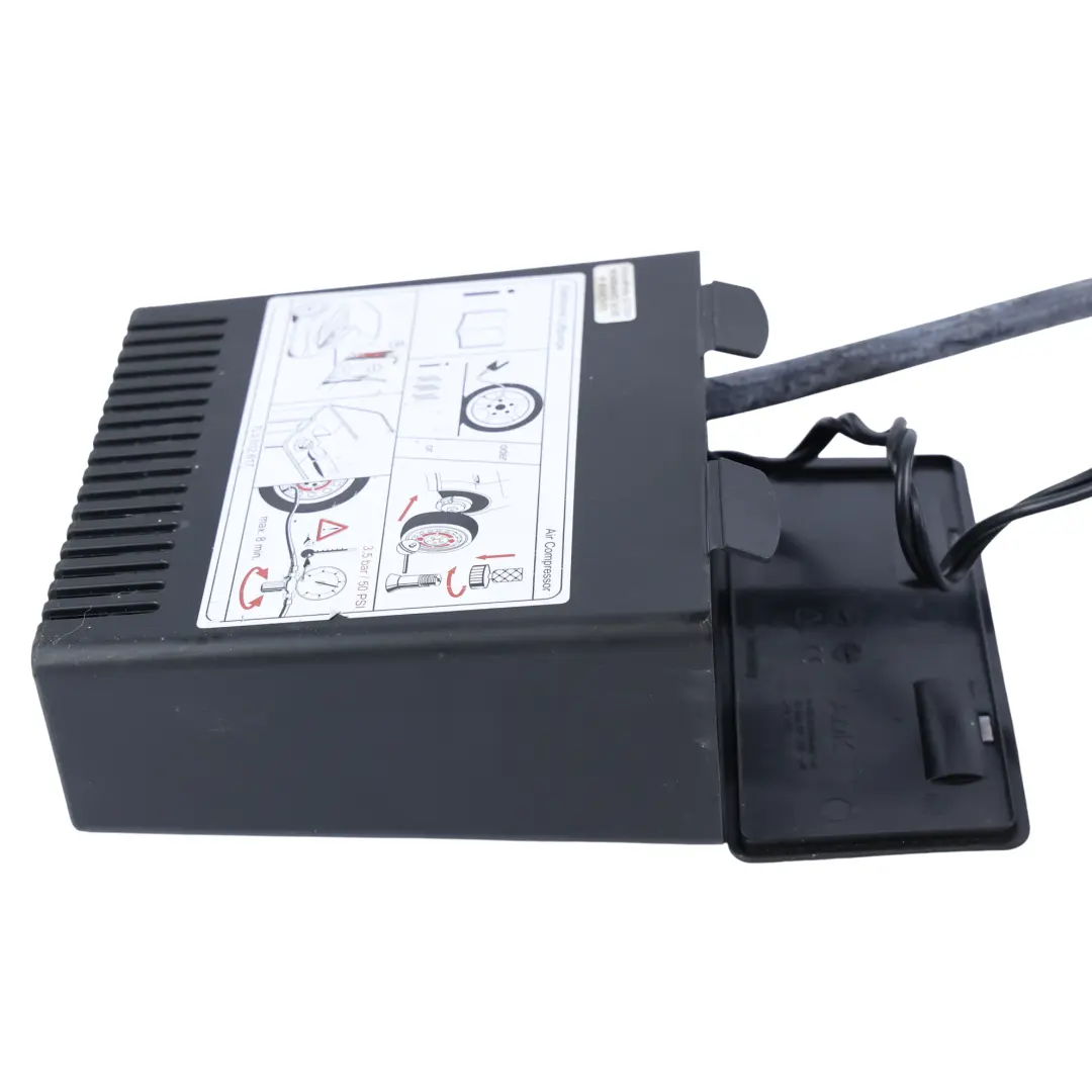 7L Tyre Air Compressor to Porsche Cayenne 9PA Volkswagen Touareg with Part number 7L0012617 Porsche Cayenne 9PA Volkswagen Touareg 7L Tyre Air Compressor - SKU 7L0012617 - Part number 7L0012617