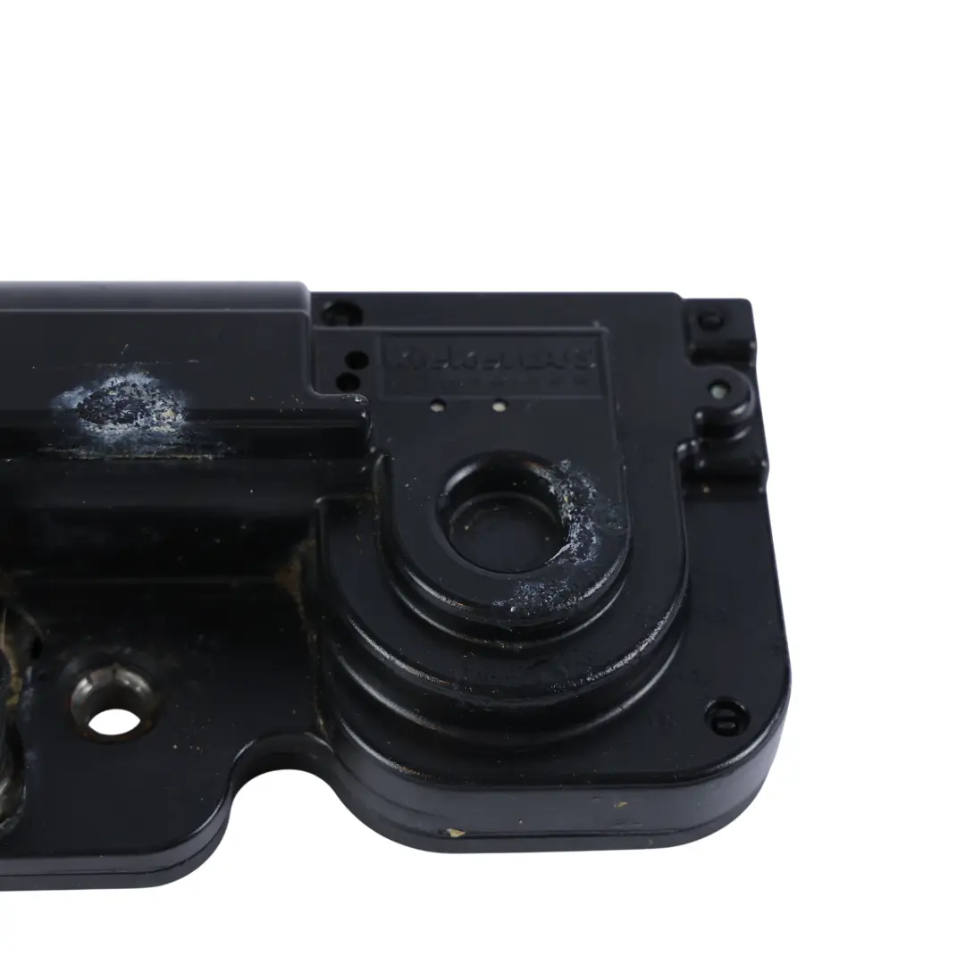 Heckklappen Verriegelungsmechanismus für Porsche Cayenne 9PA mit Teilenummer 7L0827511 Porsche Cayenne 9PA Heckklappen Verriegelungsmechanismus - SKU 7L0827511 - Teilenummer 7L0827511