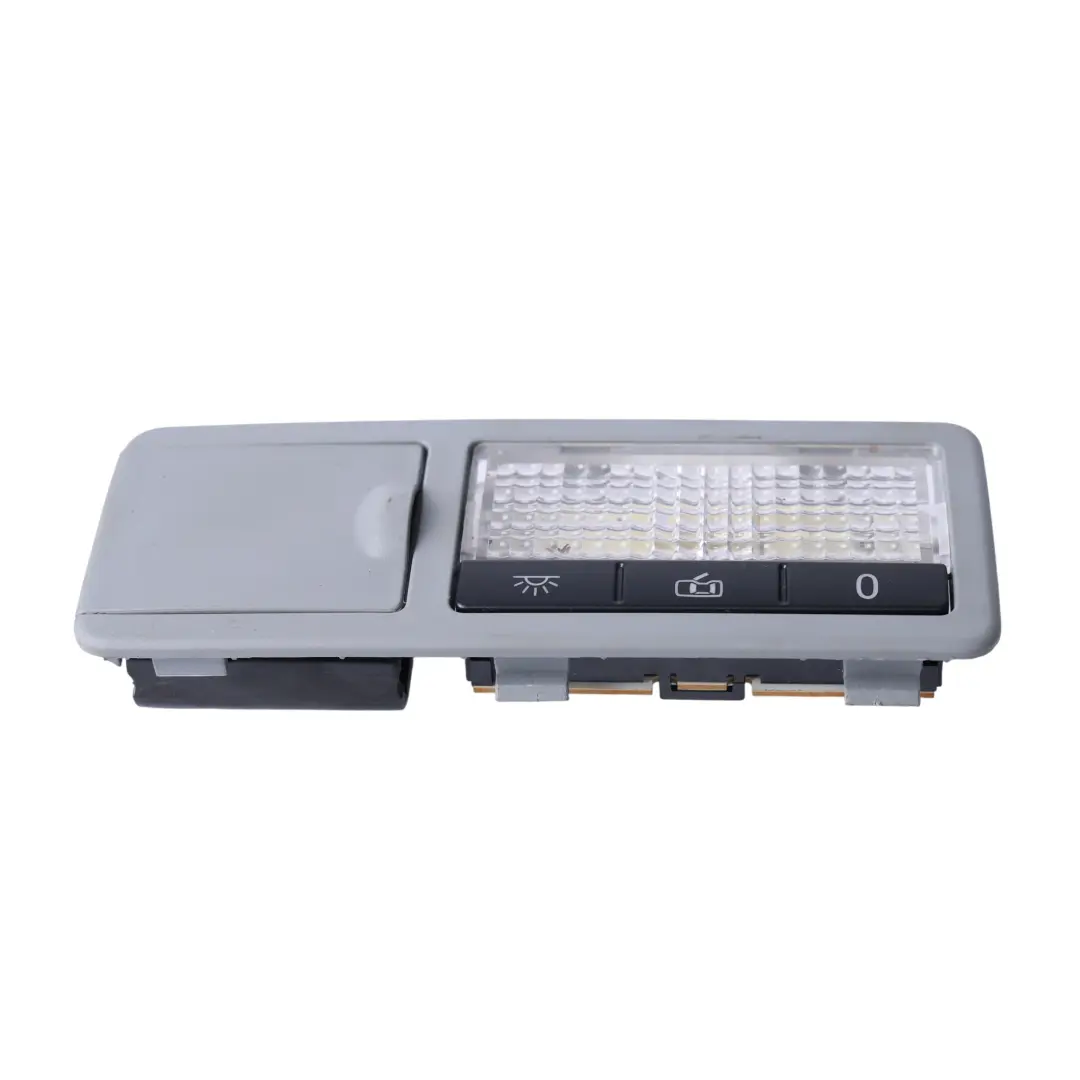 Porsche Cayenne 955 Plafonnier Arrière Droit Côté Conducteur - SKU 7L0861688A-2 - Numéro de pièce 7L0861688A